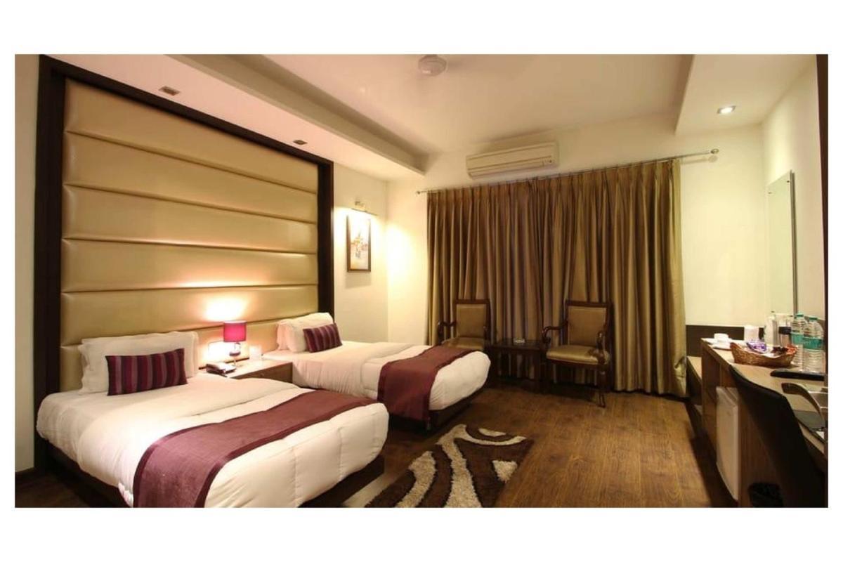Indiyaah Inn Gurgaon Esterno foto