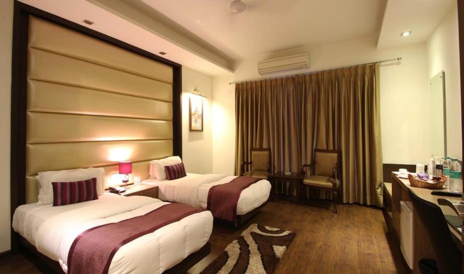 Indiyaah Inn Gurgaon Esterno foto