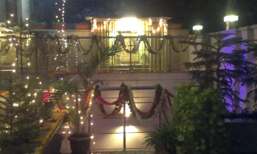Indiyaah Inn Gurgaon Esterno foto